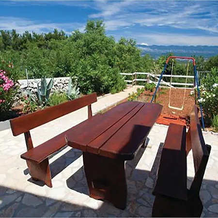 شقة 1 Bedroom Lovely In مالينسكا