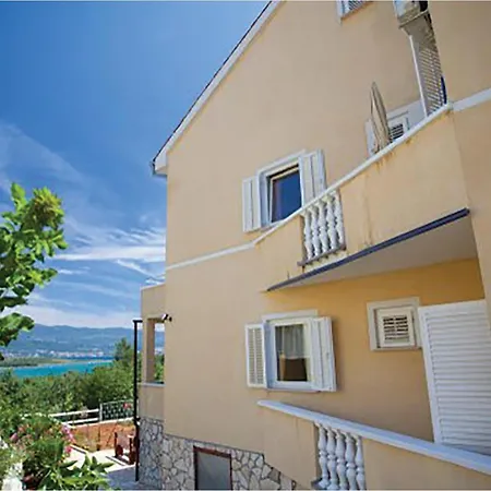1 Bedroom Lovely In شقة