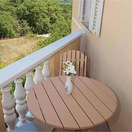 1 Bedroom Lovely In *
